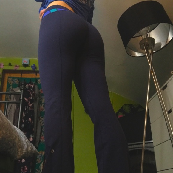 Lululemon yoga pants - Picture 4 of 9